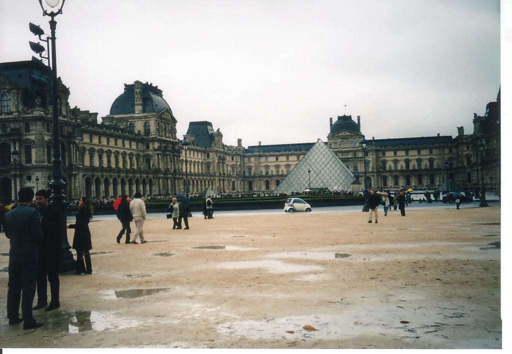 Louvre 1.JPG